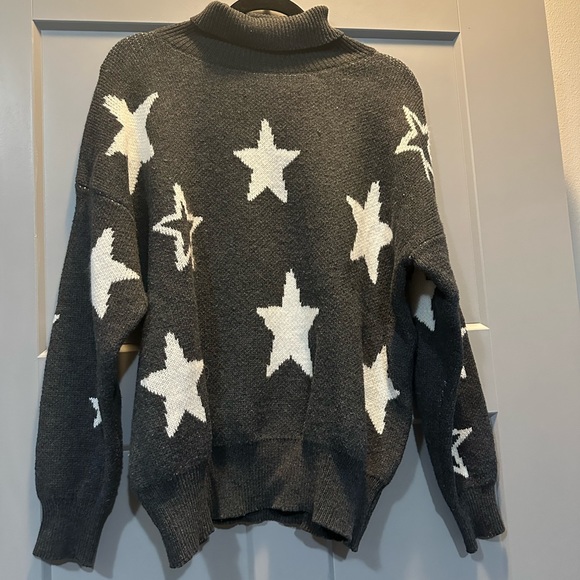 Star Turtleneck Sweater - Picture 1 of 1